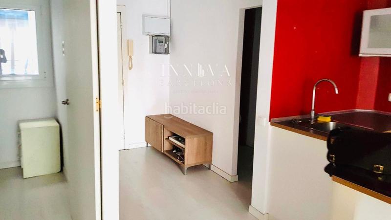 Foto 10865dca-a91d-4c13-97d8-88045c57ff00. Piso  en venta en calle carretes en Raval Barcelona