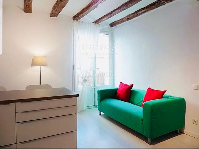 Foto 4b8c242c-204f-447a-935d-f5cf98cf08f7. Piso  en venta en calle carretes en Raval Barcelona