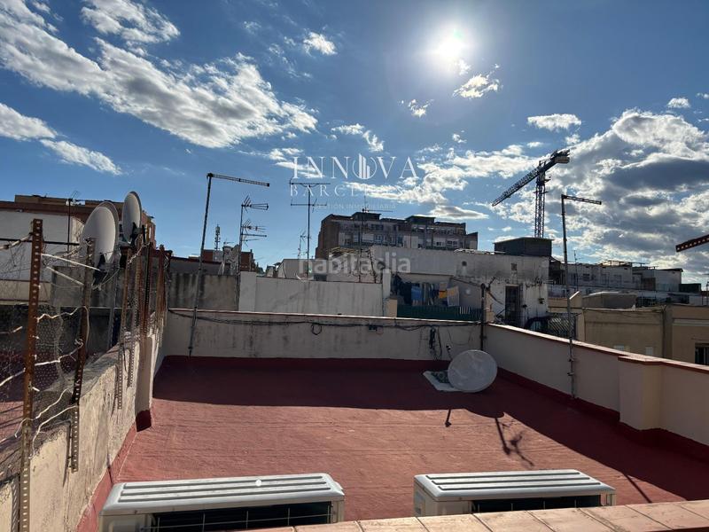 Foto 67b28ff6-5848-4728-ad99-f3d32a49c16e. Piso  en venta en calle carretes en Raval Barcelona