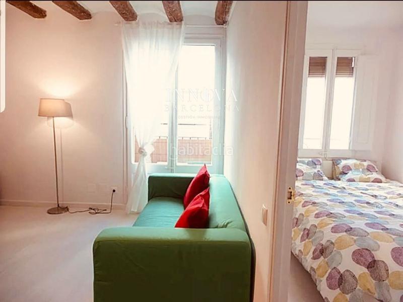 Foto 786978a8-b773-420c-ba3f-0376cab4d243. Piso  en venta en calle carretes en Raval Barcelona