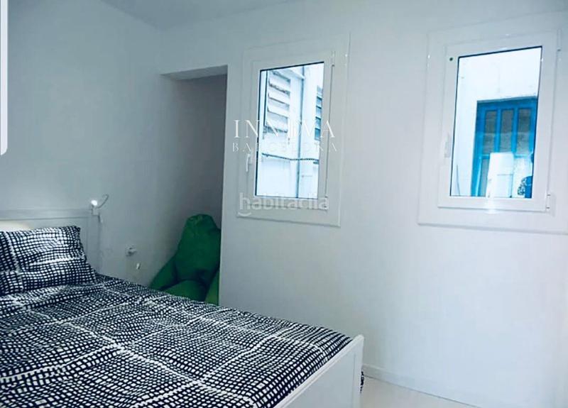 Foto 93f8b99d-286e-46f9-b8e0-dd475493d4c1. Piso  en venta en calle carretes en Raval Barcelona