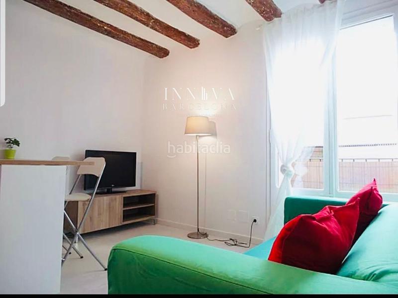 Foto a136abb0-7be5-4d5b-aa58-a6487905fac3. Piso  en venta en calle carretes en Raval Barcelona