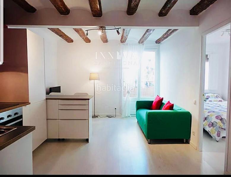 Foto bd470925-b255-40f5-a747-1c4873eb1d30. Piso  en venta en calle carretes en Raval Barcelona