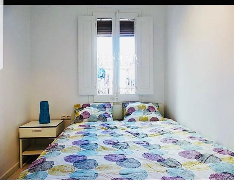 Foto bfca75c0-43ab-4e66-84d9-9af708496e26. Piso  en venta en calle carretes en Raval Barcelona