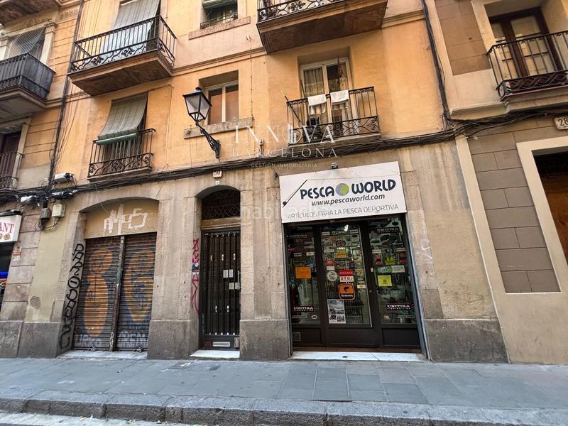 Foto abc5bfff-fd25-4f78-8b46-38e62484db5e. Locale commerciale in Raval Barcelona