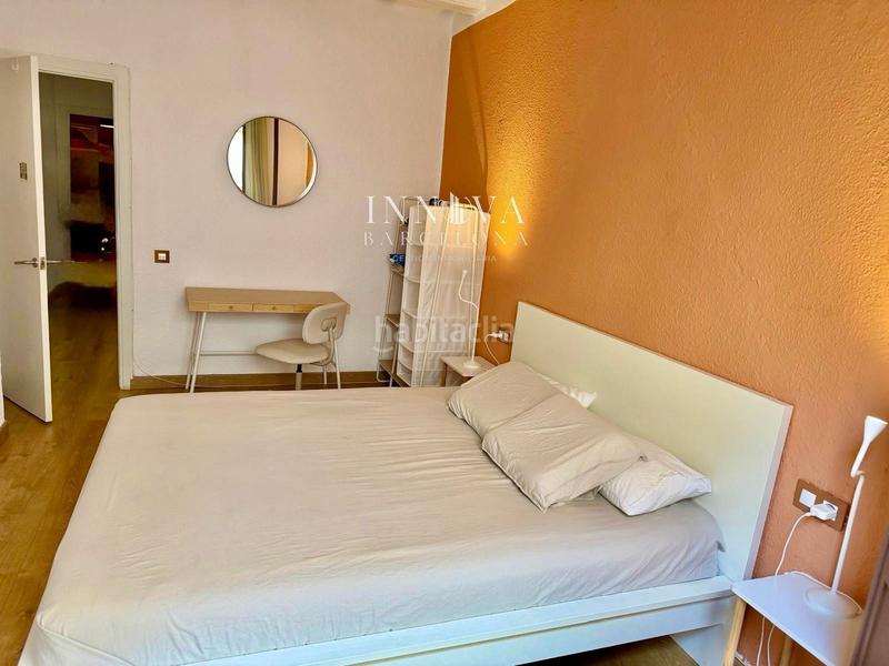 Foto f42e3830-f0ac-4e9b-9e32-1c0b9fa11a98. Pis a Gòtic Barcelona