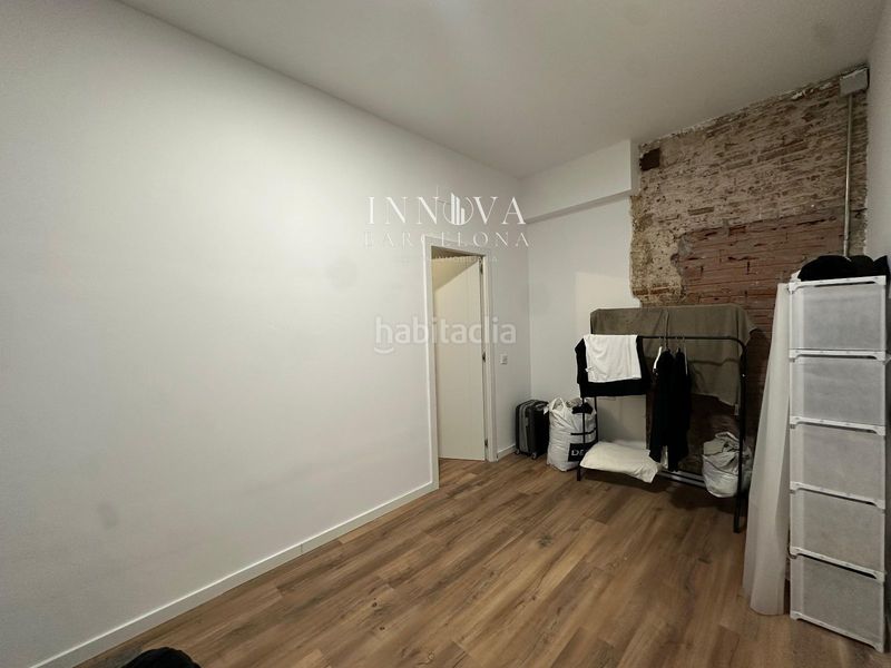 Foto 5fb0f555-f8d3-4406-be71-2e9d244aca72. Local comercial a Raval Barcelona