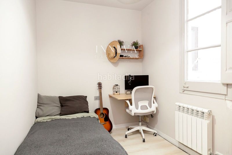 Foto 1fc24e23-1ebe-42ad-a4a7-cb8f852837b7. Pis a Raval Barcelona