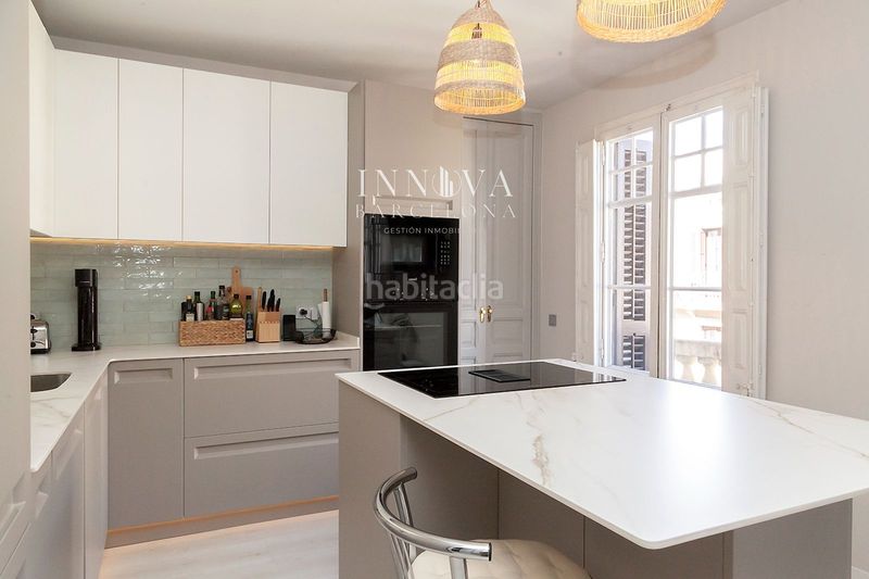 Foto 754e15a1-0887-4e7f-8122-dfb4373180a4. Pis a Raval Barcelona