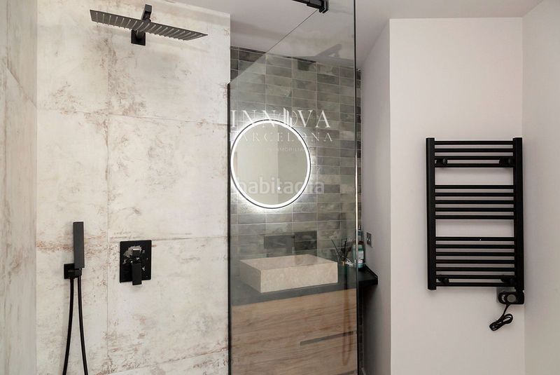 Foto 7f9df4e2-3897-4b25-98b1-e76915cdd39f. Pis a Raval Barcelona