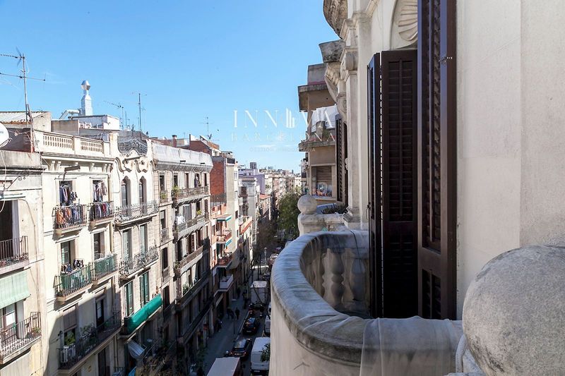 Foto 81ac1342-b231-4e86-9065-7e32ca13a64c. Pis a Raval Barcelona