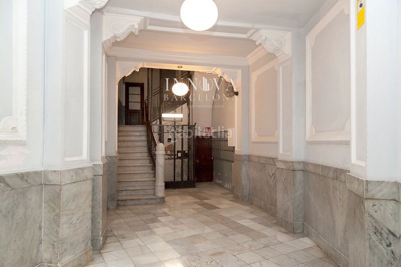 Foto 8e6a6f4c-54f8-49fb-aa10-cf621a239fa2. Pis a Raval Barcelona