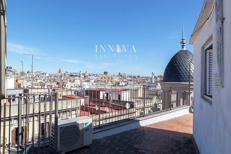 Foto 53f4f123-ab87-4516-a7cf-9aeb0d361a9f. Pis a Raval Barcelona