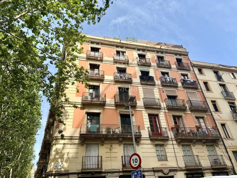 Foto df5b7c1b-ff9e-48e7-905c-90d5832cf368. Pis a Raval Barcelona