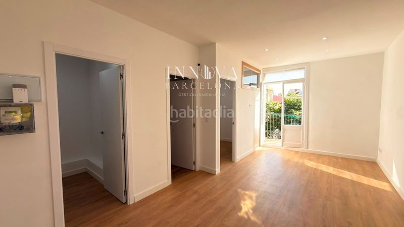 Foto bde70334-27e1-4a76-9e20-ad2d13b35d7e. Pis amb calefacció a Hostafrancs Barcelona