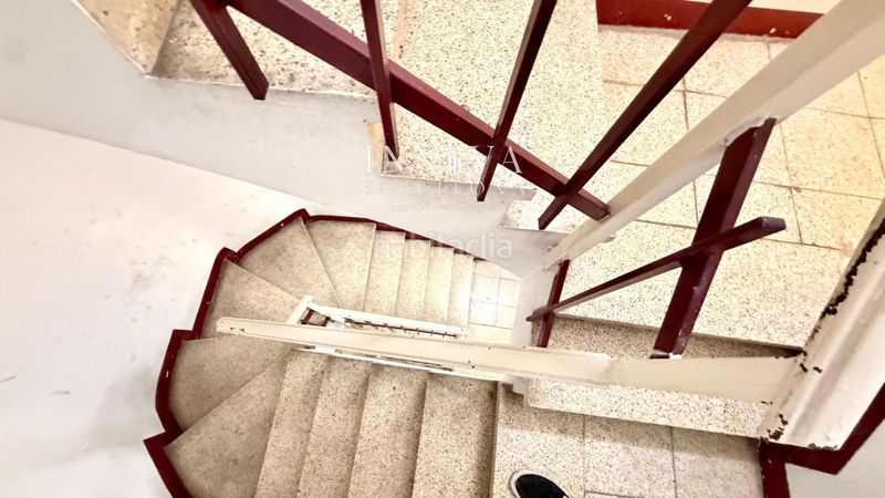 Foto 419d47b7-8985-4b98-a94e-bb35c64896d4. Pis a Raval Barcelona
