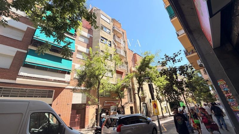 Foto 46e7029e-4242-4cd2-bb3e-c6ad3fbf0e3f. Pis a Raval Barcelona