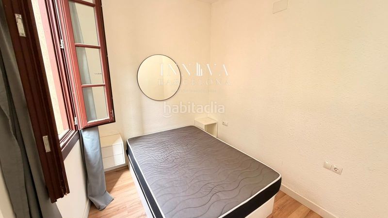 Foto 68456412-cc5f-4057-a46e-15bea9bbba1e. Pis a Raval Barcelona