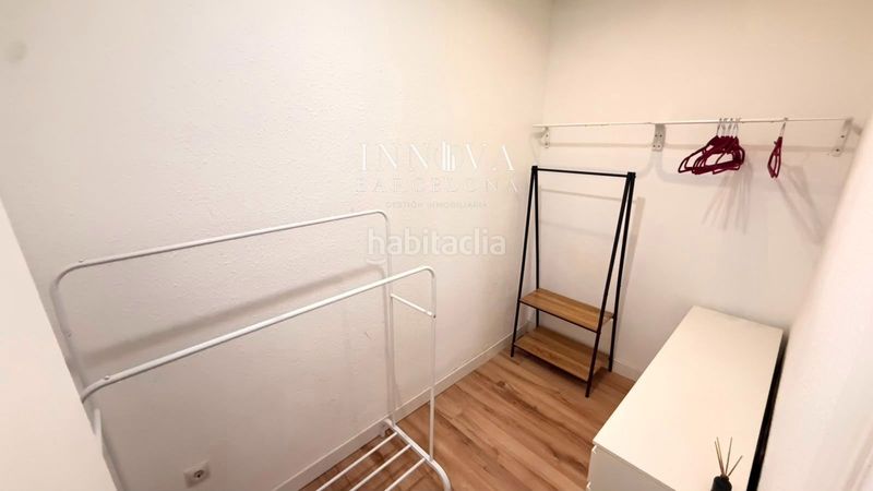 Foto bdea4e84-339d-4223-be43-34153bb3ef02. Pis a Raval Barcelona