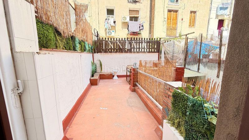 Foto f41c627d-26b8-46ea-b090-d03360d93688. Pis a Raval Barcelona