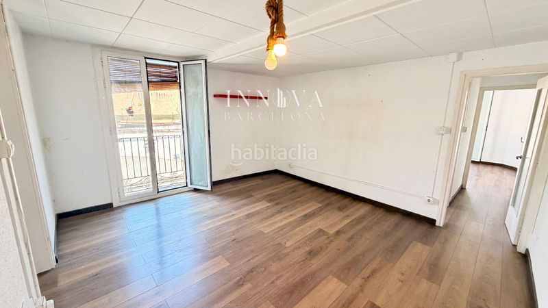 Foto 498d4f80-f93a-4d61-b4b4-adaffc6e904f. Pis a Raval Barcelona