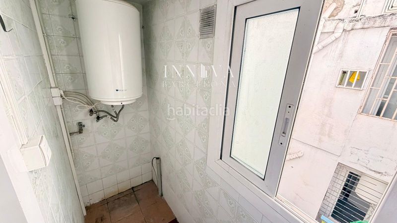 Foto b8413488-4d49-47a3-b504-e57bd0b9b1ab. Pis a Raval Barcelona