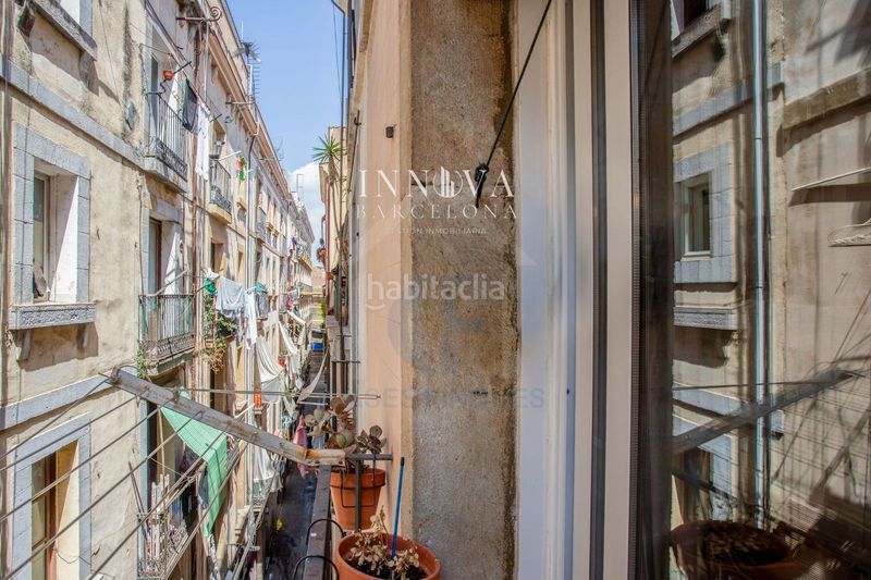 Foto 78fd279c-b577-4d73-8c33-f72501648834. Pis a Raval Barcelona