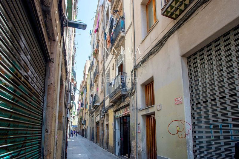 Foto c1375898-3ecf-4a85-a776-715dcd886381. Pis a Raval Barcelona