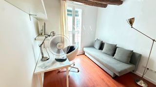 Dachwohnung  Robadors. Piso en calle robadors