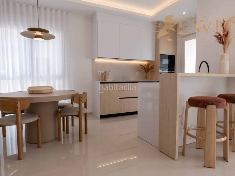 Foto 87ab3ca8-3e14-4147-8c30-ae433afc5ee0. Apartament a Rojales