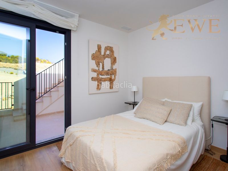 Foto fc6a1f3d-6ca5-4036-9b25-01b000f5892b. Casa adossada a Monforte del Cid