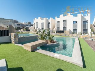 Apartment in Los Balcones-Los Altos. Apartamentos modernos con vistas a la laguna rosa