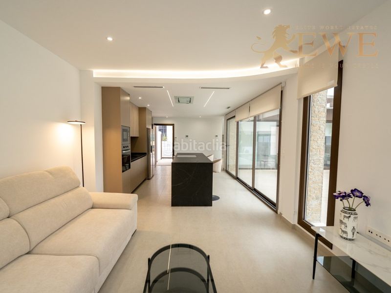 Foto e956818f-a51b-4130-96e8-1e92d0749f2e. Casa a Rojales