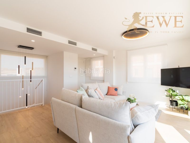 Foto 465129c8-ddad-4488-b338-6a18430e997f. Semi detached house in Montebello - Nou Espai Nucia (la)