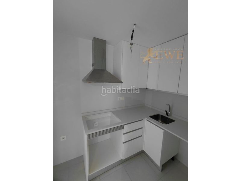 Foto 64b7d382-9ec9-4d54-8c24-6306a42e5dca. Apartament amb aparcament piscina a Monte y Mar Santa Pola