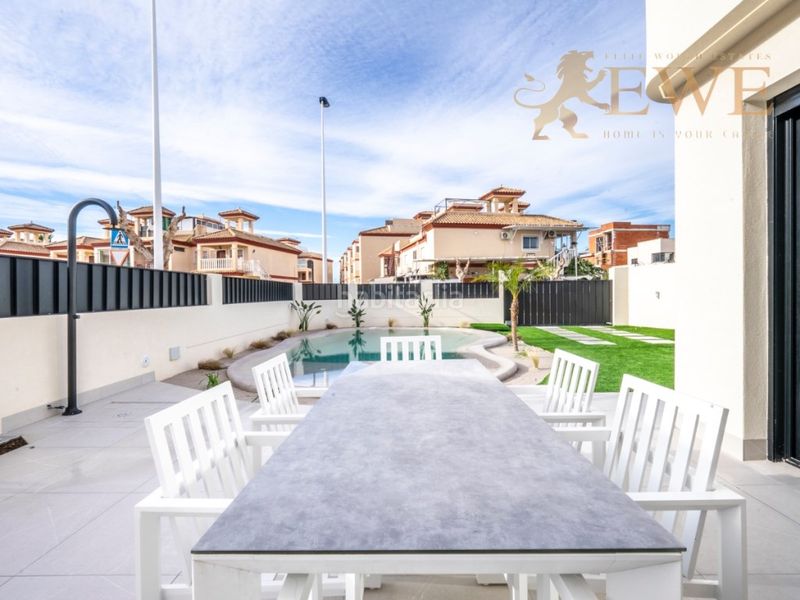 Foto 1d2ab327-d926-4b91-bd09-d1dc5e52c3d8. Casa a Roldán Torre - Pacheco
