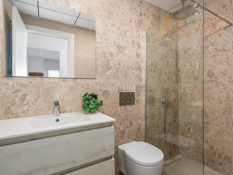 Foto 5009a296-09c3-41cd-b50e-7e75b017e72d. Chalet fantástica villa de estilo balinés en los alcázares en Alcázares (Los)
