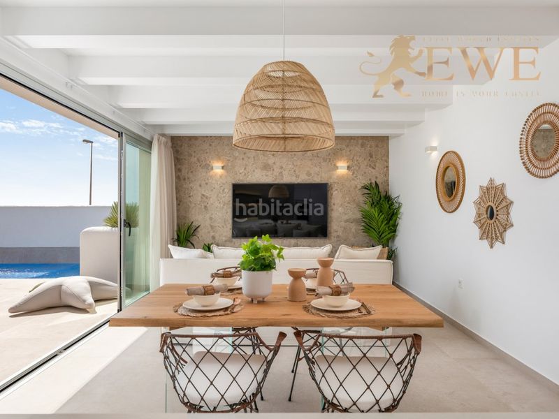 Foto 8c52d8ab-f096-49d4-bb51-a229d044a8bd. Chalet fantástica villa de estilo balinés en los alcázares en Alcázares (Los)