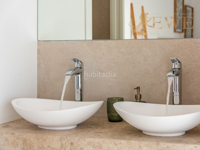 Foto ab559805-c083-4f60-b69f-a4b795cdb58c. Chalet fantástica villa de estilo balinés en los alcázares en Alcázares (Los)