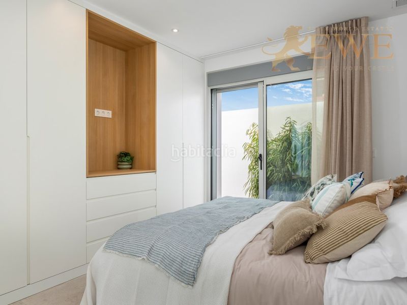 Foto e1bb730b-967d-4478-8c59-b851c1e823a0. Chalet fantástica villa de estilo balinés en los alcázares en Alcázares (Los)