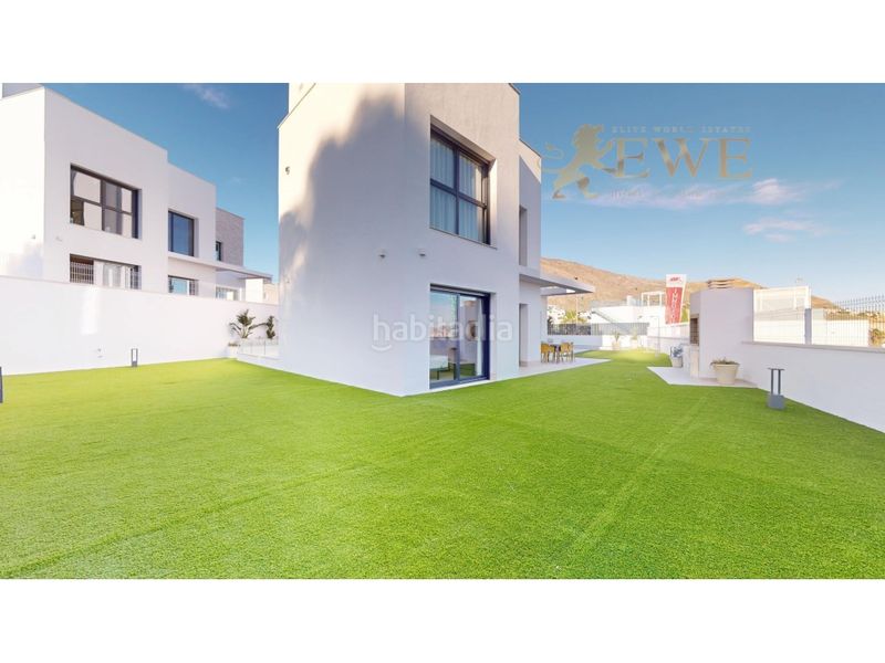 Foto 9b8daab5-d42f-4bcc-a703-18a803292666. Casa a balcón de Finestrat-terra marina Finestrat
