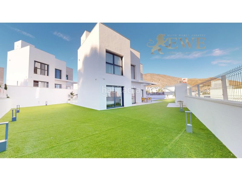 Foto af2f12c6-f078-4266-bd73-cd949c938b4b. Casa a balcón de Finestrat-terra marina Finestrat