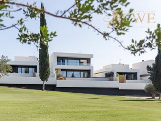 Haus  Calle benijofar. Exclusiva villa junto al prestigioso campo de golf la finca golf