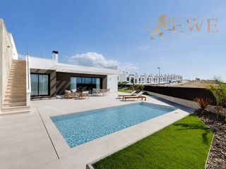 Maison  Carrer del mati. Villa moderna con piscina privada junto a bonalba golf resort