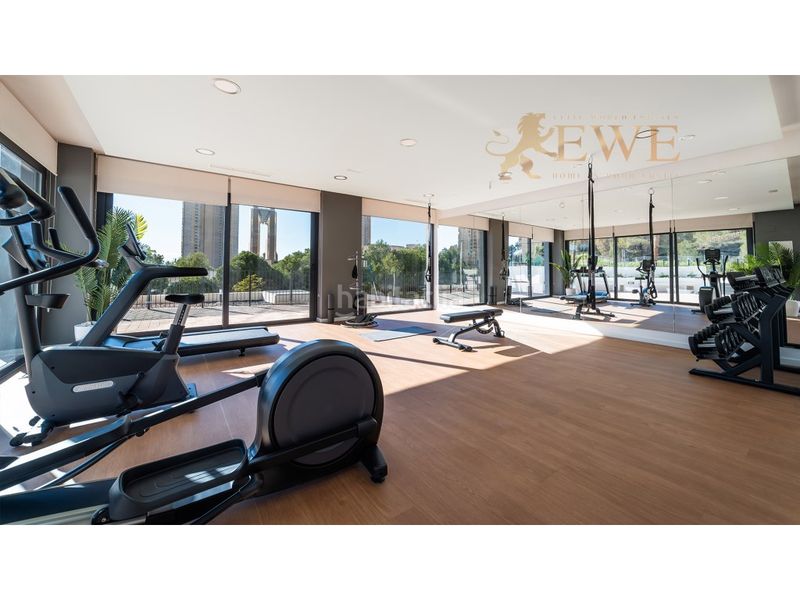 Foto 2ad4ef3b-a92d-47a4-83b8-646e10f4cd77. Apartament amb aparcament piscina a Via Parque Benidorm