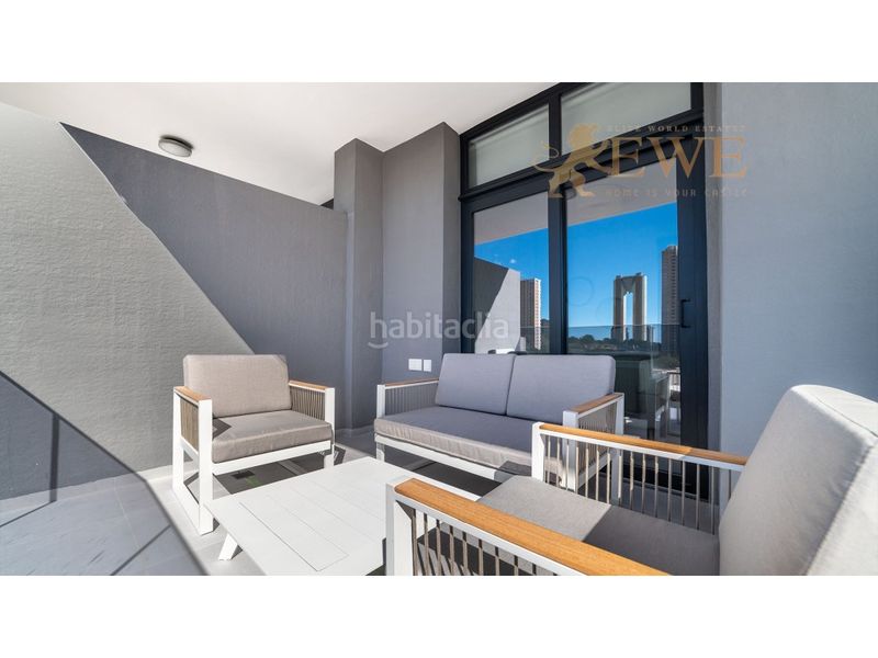 Foto 648c3e37-bddb-4cc2-8d35-0f5170057c3e. Apartament amb aparcament piscina a Via Parque Benidorm