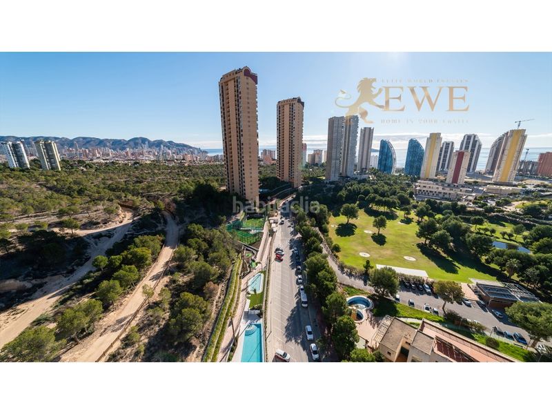 Foto 659bf9d3-8bb2-4331-9e83-5539d236aa8f. Apartament amb aparcament piscina a Via Parque Benidorm