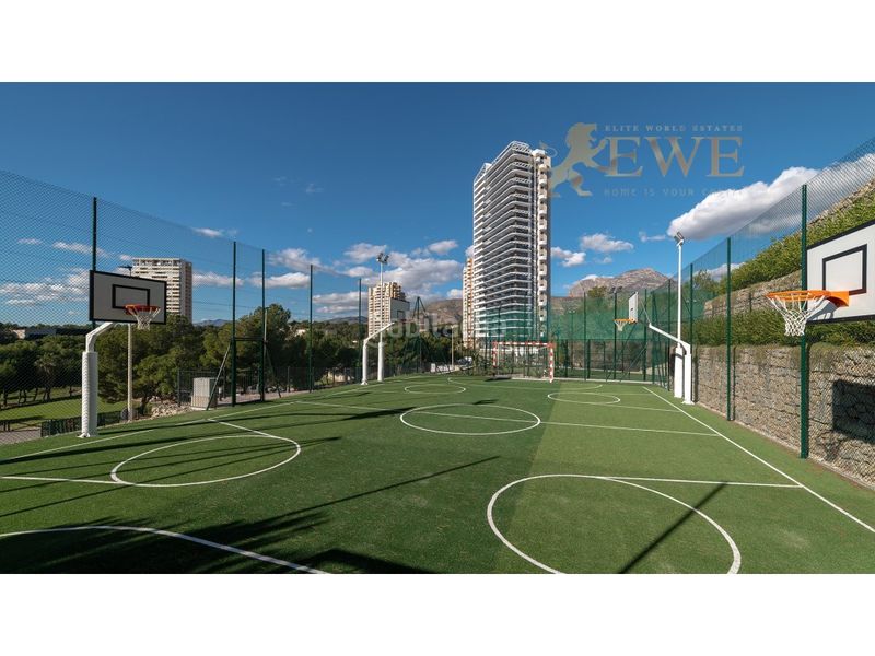 Foto f56a459a-cd36-46aa-98ce-71189242aa16. Apartament amb aparcament piscina a Via Parque Benidorm