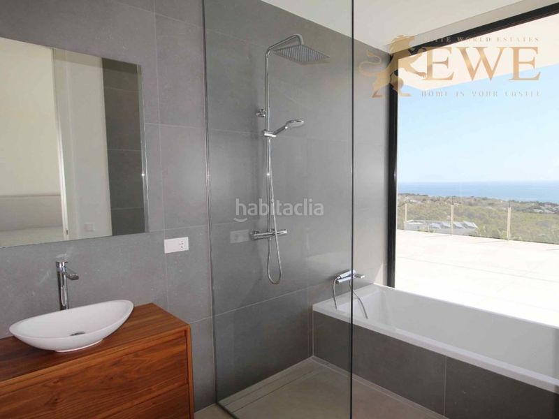 Foto b6e6661f-663c-4ce3-b377-f8f61e072b4a. Xalet a La Fustera Benissa