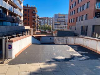 Aparcament cotxe a Avinguda d'olmpia 11. Gran oportunidad!!